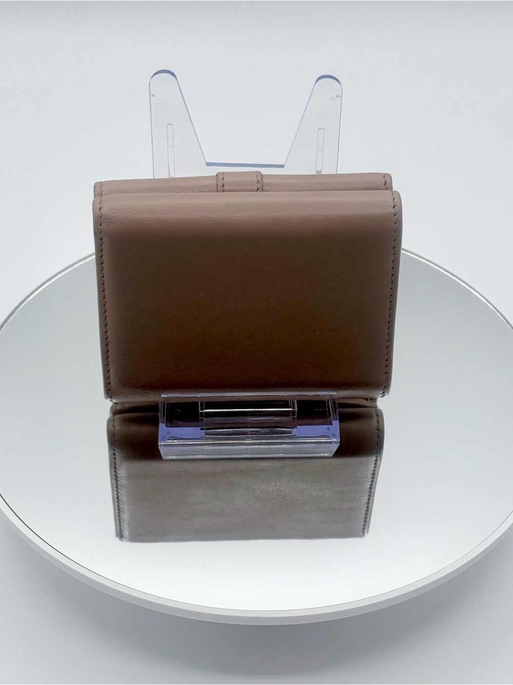 Saint Laurent l Trifold mini Wallet-Taupe Leather - Picture 3 of 16